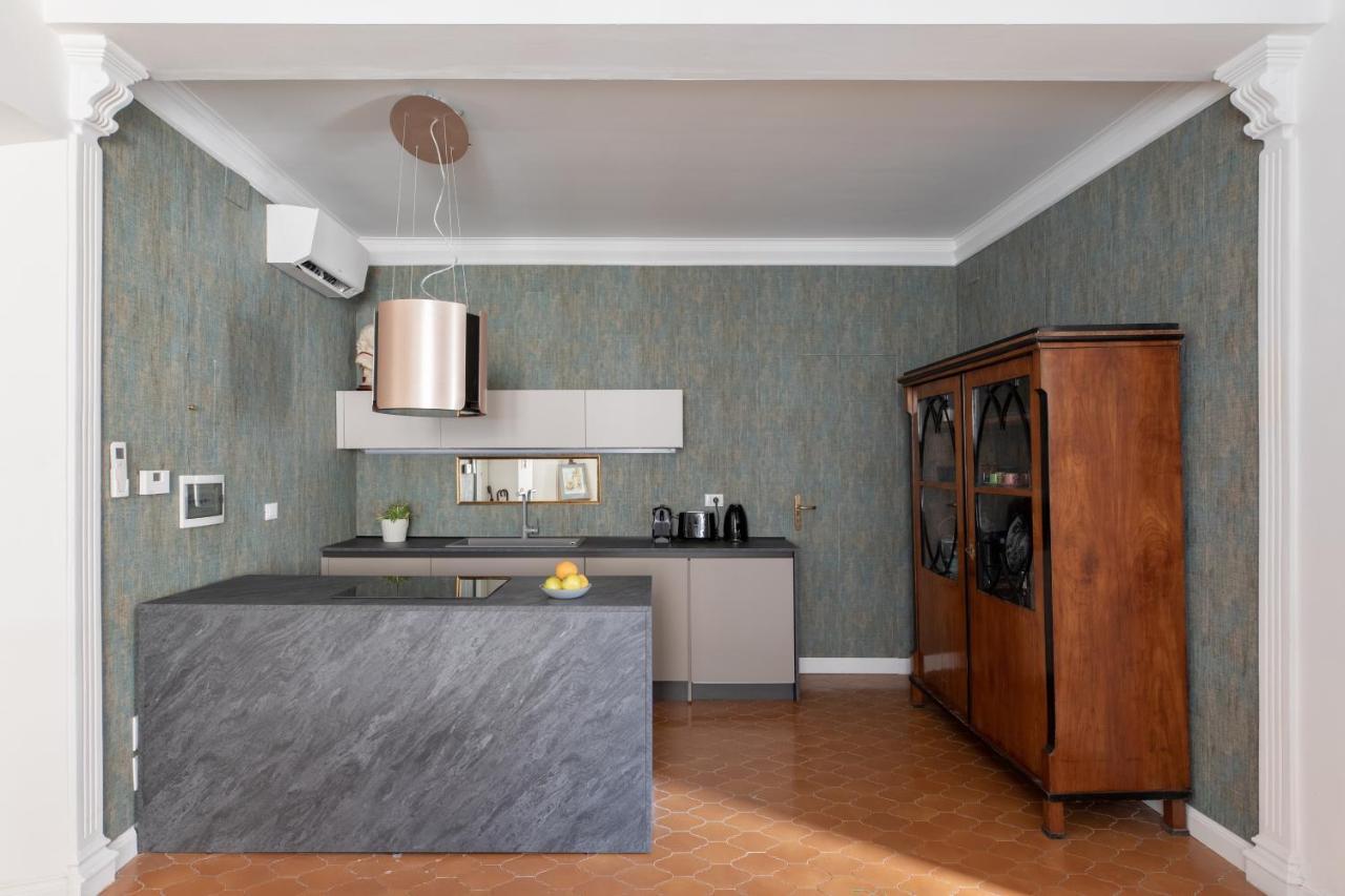 רומא Iflat Modern Apartment In The Monti Area מראה חיצוני תמונה