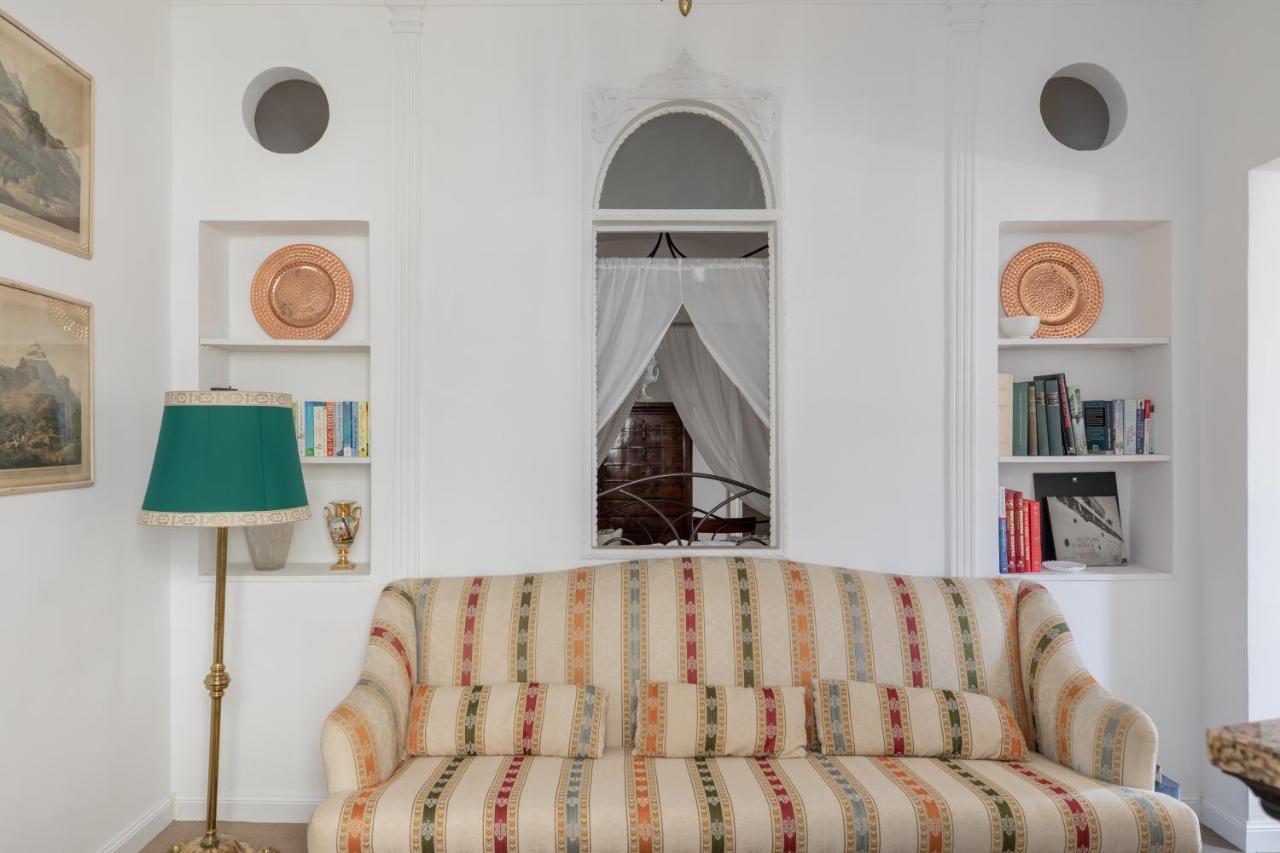רומא Iflat Modern Apartment In The Monti Area מראה חיצוני תמונה