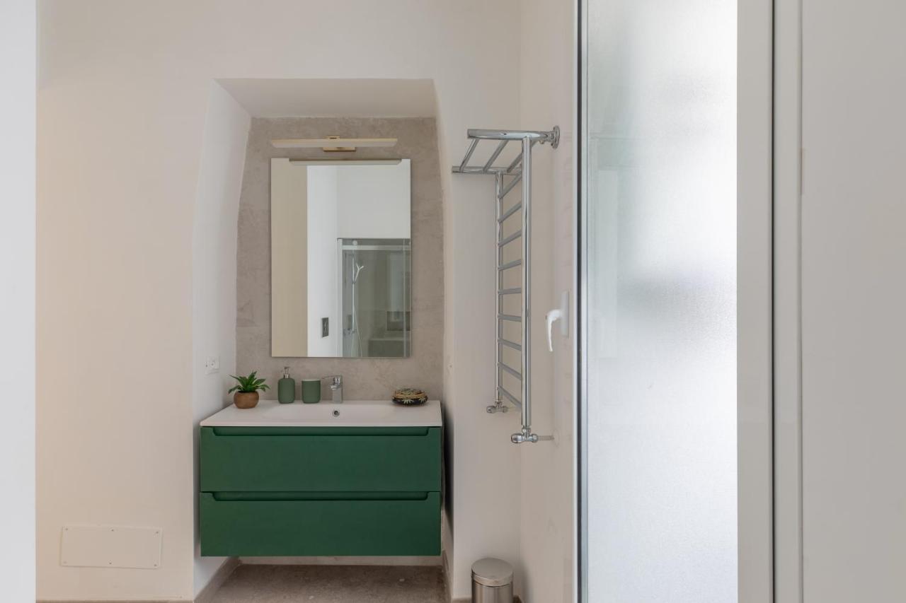 רומא Iflat Modern Apartment In The Monti Area מראה חיצוני תמונה