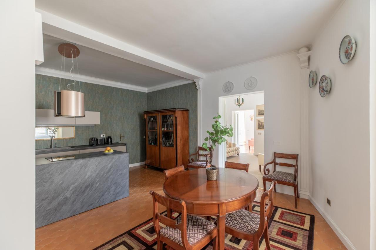 רומא Iflat Modern Apartment In The Monti Area מראה חיצוני תמונה